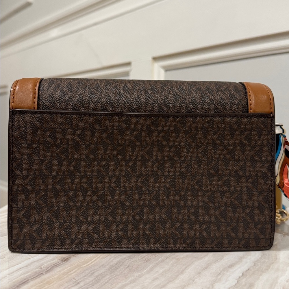 Michael Kors Jet Set Logo Brown and Tan Chain Crossbody NWT - Picture 7 of 17